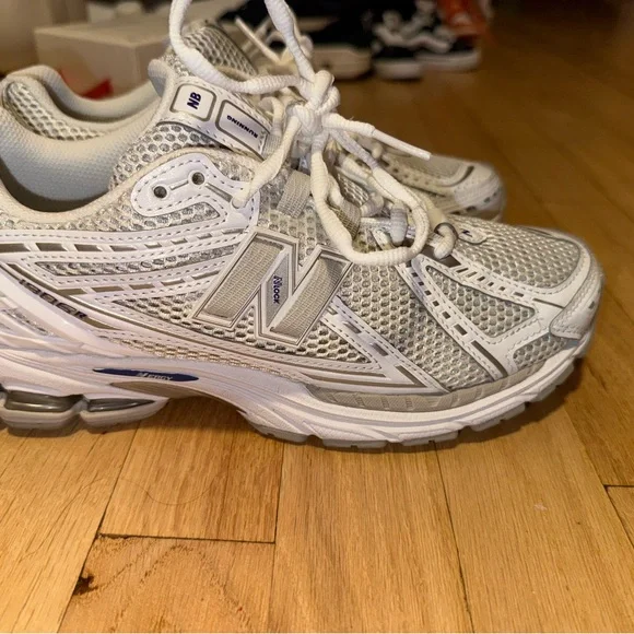 1906 New Balance White and Gray Sneakers - Picture 8 of 9